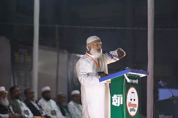 তাঁদের শীর্ষ নেতাদের হাত ধরে বলেছি চাঁদাবাজি বন্ধ করুন: জামায়াতের আমির